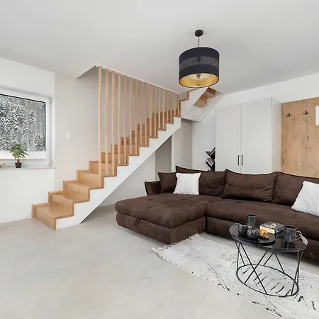 Dwupoziomowy W Wisle Z Widokiem Na Gory Biurkiem I Klimatyzacja By Renters * Wisła